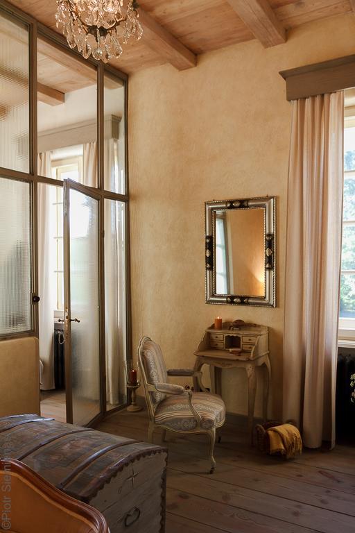 Dwor Dawidy Bed & Breakfast Mlynary Room photo